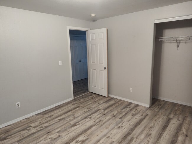 Building Photo - 4211 Holland Ln