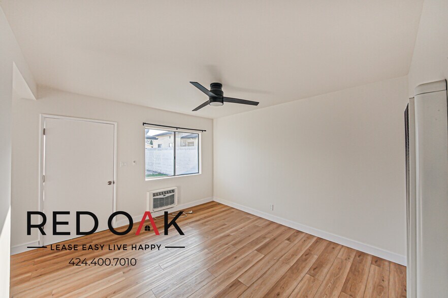 Building Photo - 8136 Constance St