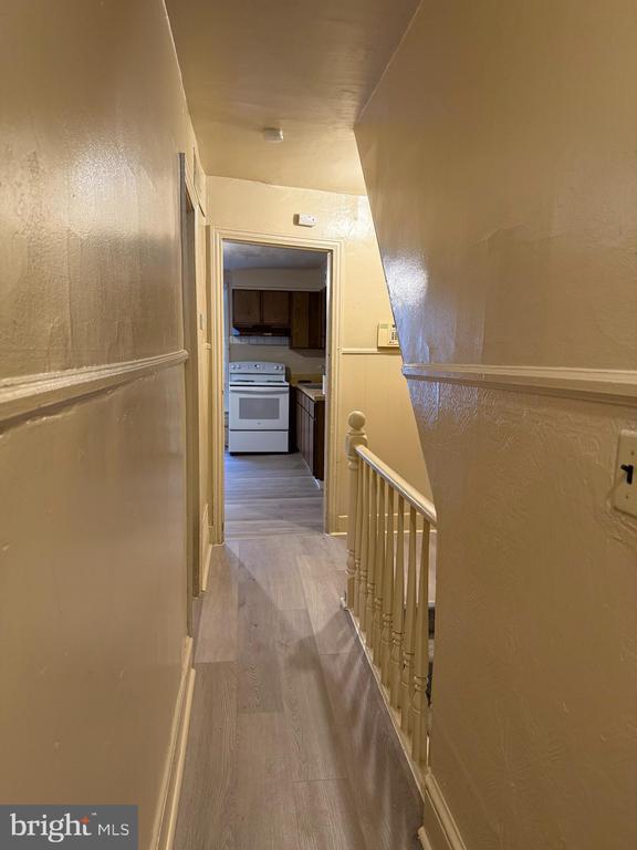 Building Photo - 716 E Marshall St