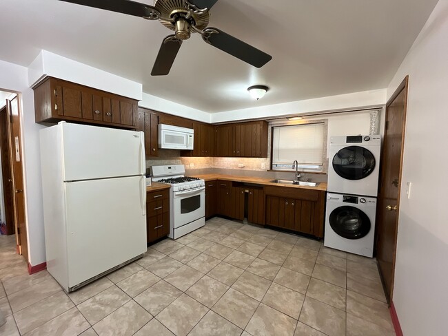 Building Photo - 4835 N Central Ave