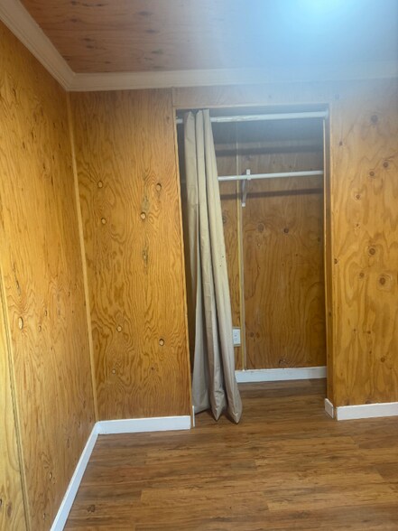 Building Photo - 40907 2nd St