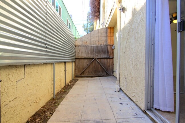 Building Photo - 21219 Roscoe Blvd