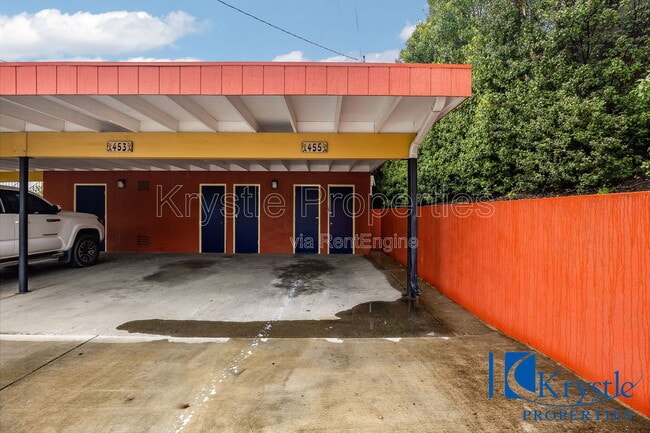 Building Photo - 455 E L St