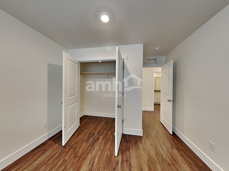 Building Photo - 1407 E Ludlow St