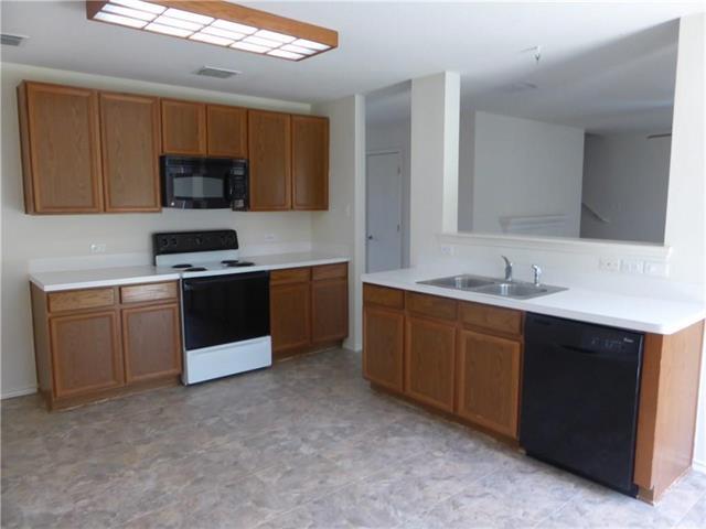 Building Photo - 1022 Churchill Dr