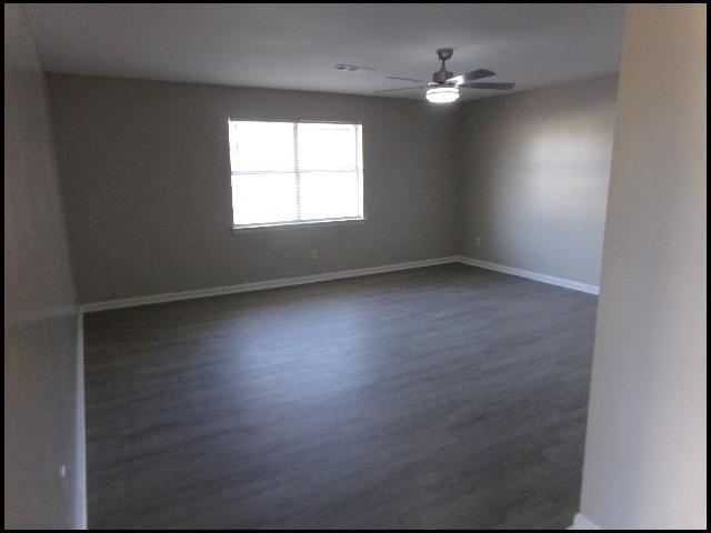 Building Photo - 1807 Sanford Dr