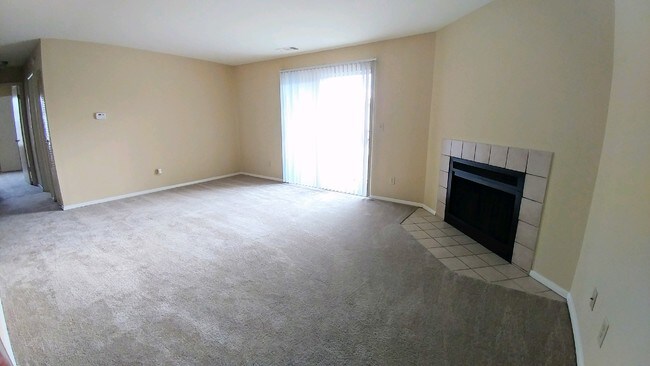 Wallen Hills Apartments Fort Wayne In Apartment Finder