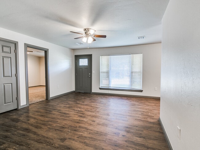 Building Photo - 2416 NW 42nd St