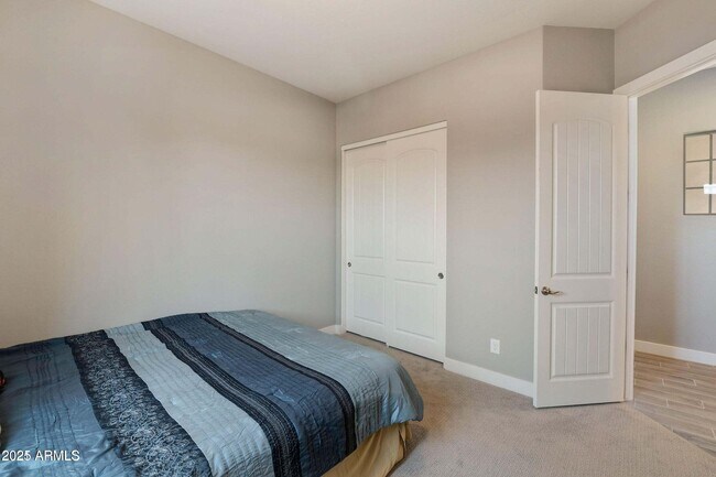 Building Photo - 3862 E Bart St