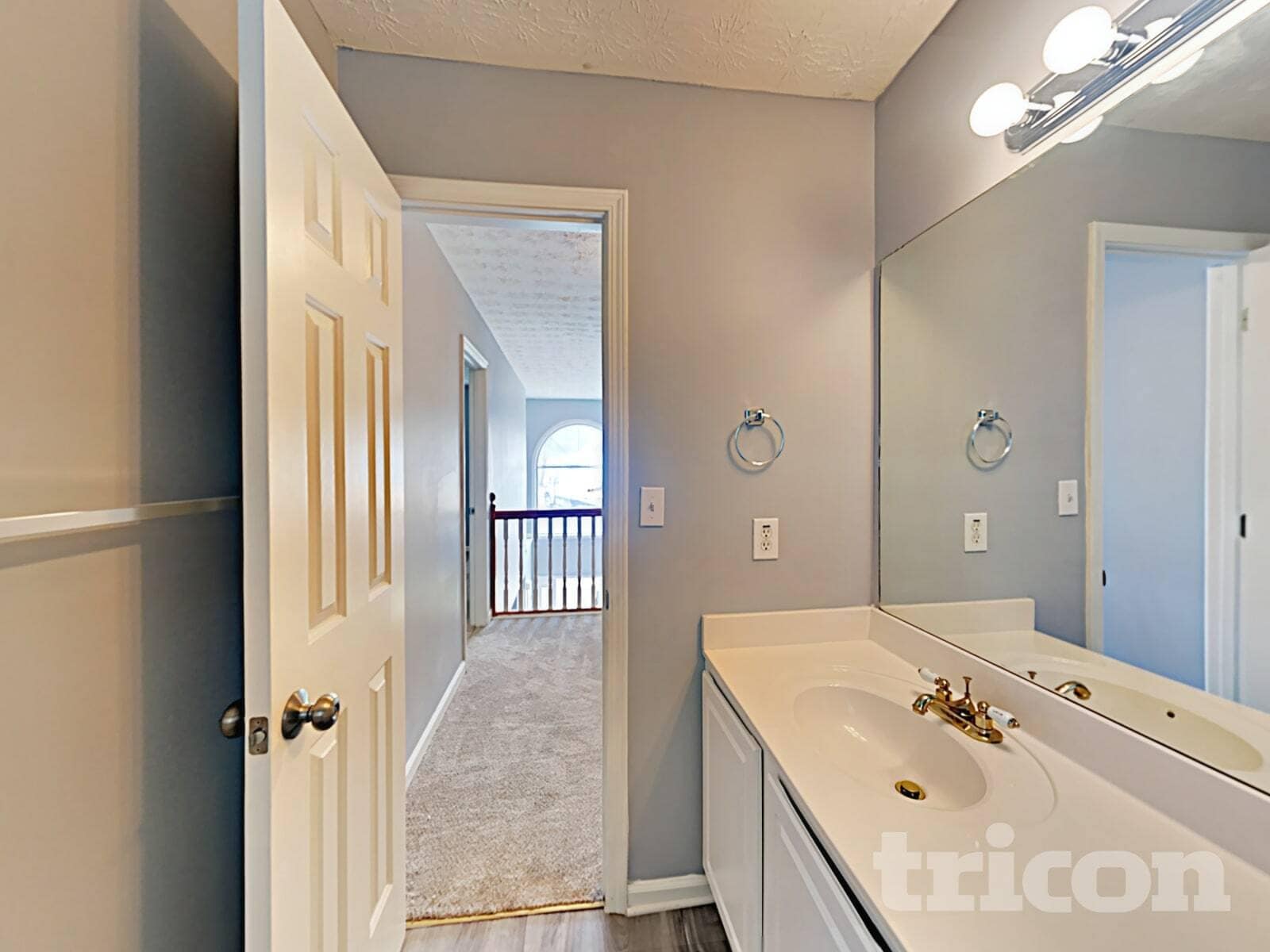 Building Photo - 268 Lakeview Pl