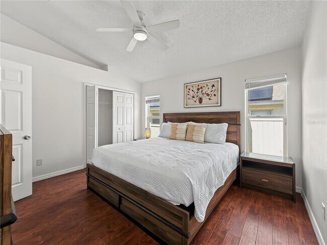 Building Photo - 8105 Santee Dr