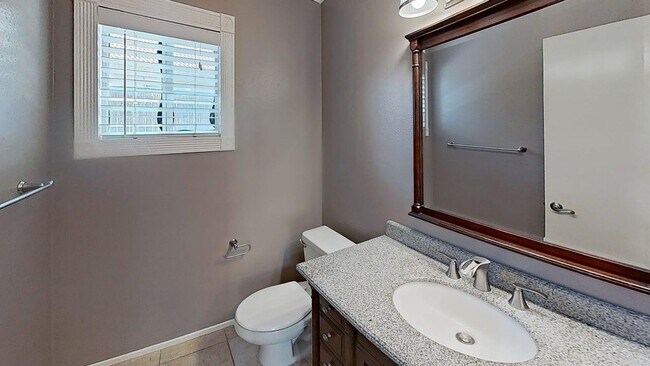 Building Photo - 15108 Ficus St