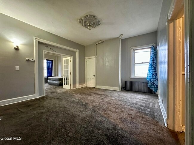 Building Photo - 71 Watervliet Ave