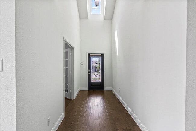 Building Photo - 4424 Overbrook Dr