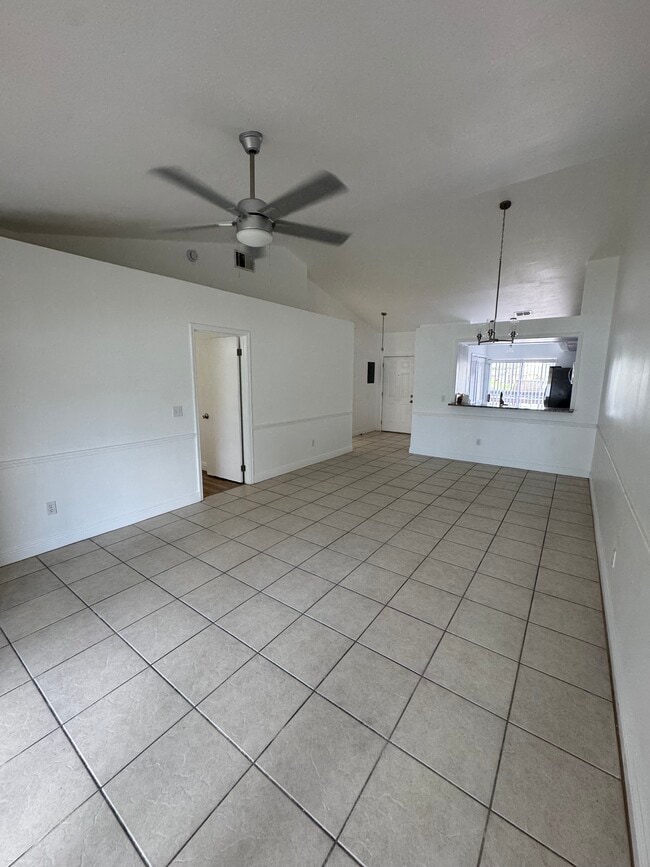 Building Photo - 3144 Sandy Shore Ln