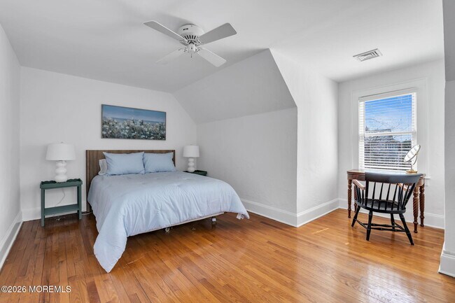 Building Photo - 111 Chicago Blvd