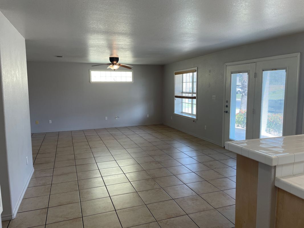 Building Photo - 108 E Jupiter Ln