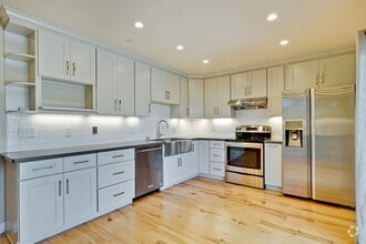 Building Photo - Spacious 3BR 1.5BA townhouse in Mountain View