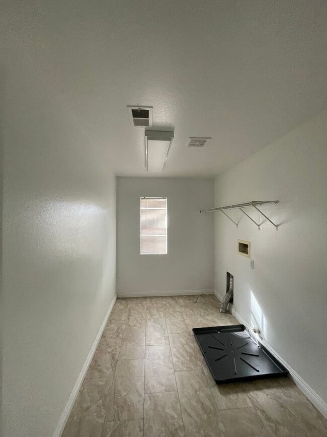 Building Photo - 3059 Kalei Ct