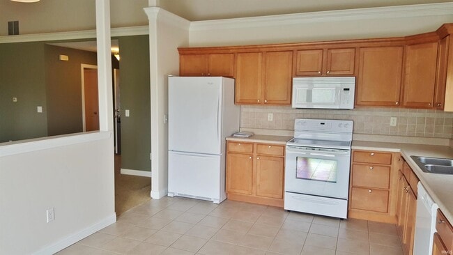 Building Photo - 1409 Shining Armor Ln