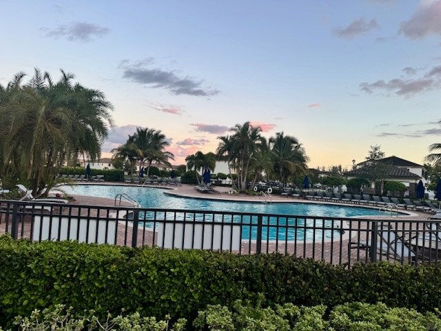 Building Photo - 3368 W 92nd Pl