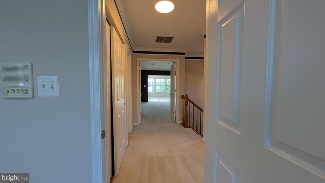 Building Photo - 42681 Rolling Rock Square