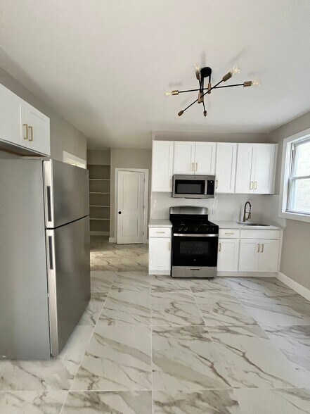 Unit 2 - 275 Liberty Ave