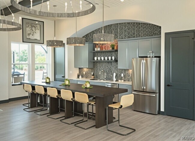 Building Photo - 818 Memsie Dr