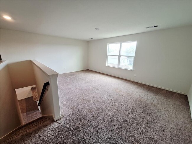 Building Photo - 14417 Prairie Sod Ln