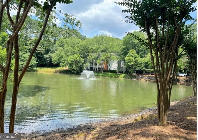 Building Photo - 1291 Keys Lake Dr NE