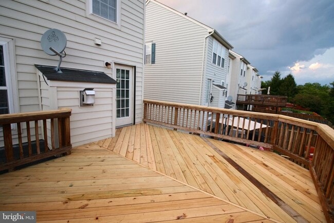 Building Photo - 44501 Potter Terrace