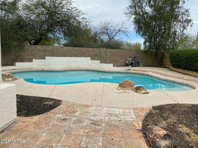 Building Photo - 4402 E Creosote Dr