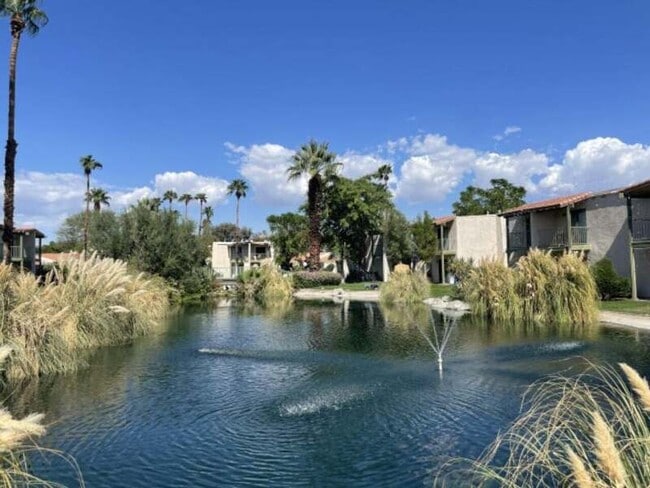 Building Photo - 34 Lakeview Cir