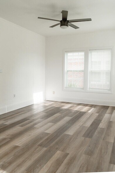 Building Photo - 511 N Monroe St