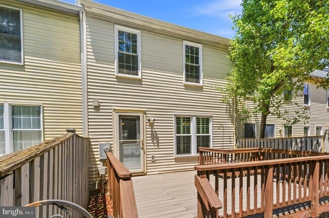 Building Photo - 6837 Malton Ct