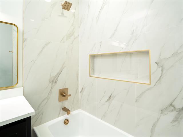 Building Photo - 5849 Millar Dr