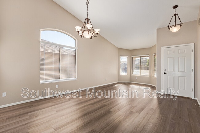 Building Photo - 42538 Sparks Ct