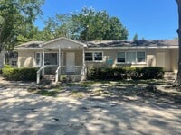 Building Photo - MOVE IN SPECIAL $500 DEPOSIT/FREE MONTHS R...