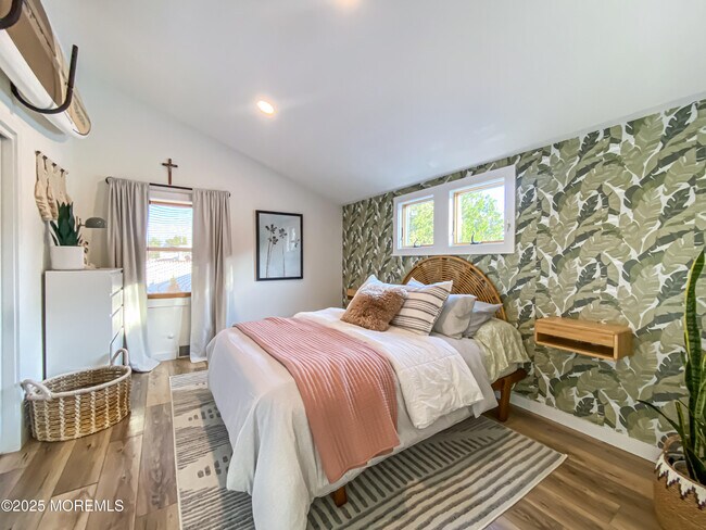 Building Photo - 110 Curtis Pl