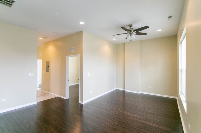 Building Photo - 211 S Campbell Ave