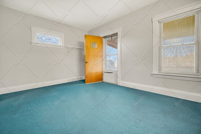 Building Photo - 1141 E 148th St