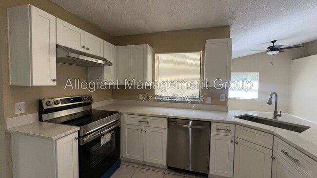 Building Photo - 7107 Blair Dr
