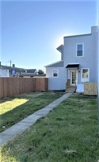 Building Photo - 19 W Winona Ave