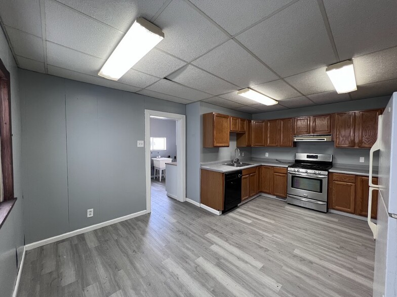 Building Photo - 303 Ohio Ave