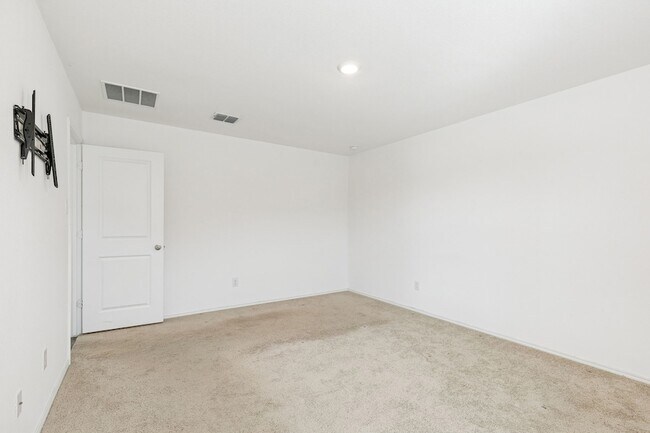 Building Photo - 9700 Lafferty Ln