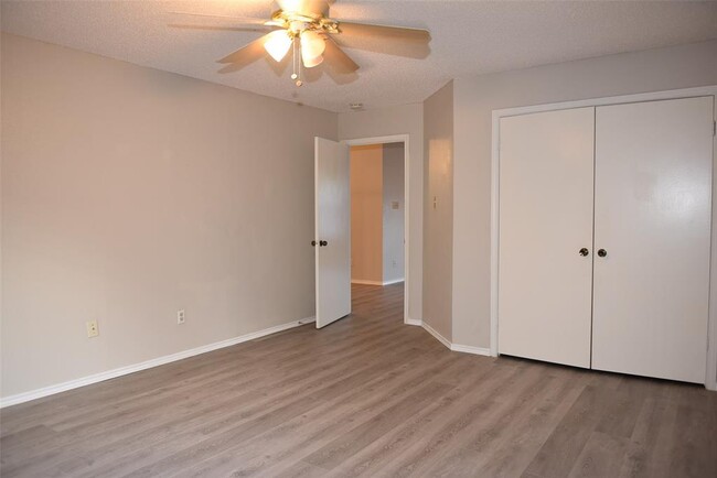 Building Photo - 2811 Grants River Cir