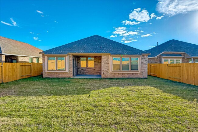 Building Photo - 6110 Scott Way
