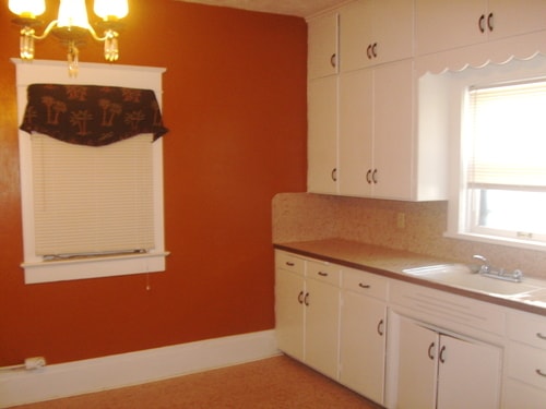 Building Photo - 1009 SW Fillmore St