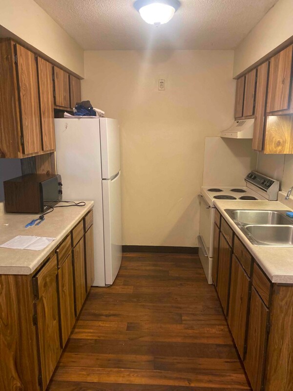 Building Photo - 7755 48th Ave