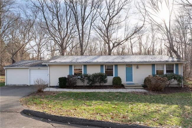 Primary Photo - 1091 Boston Post Rd